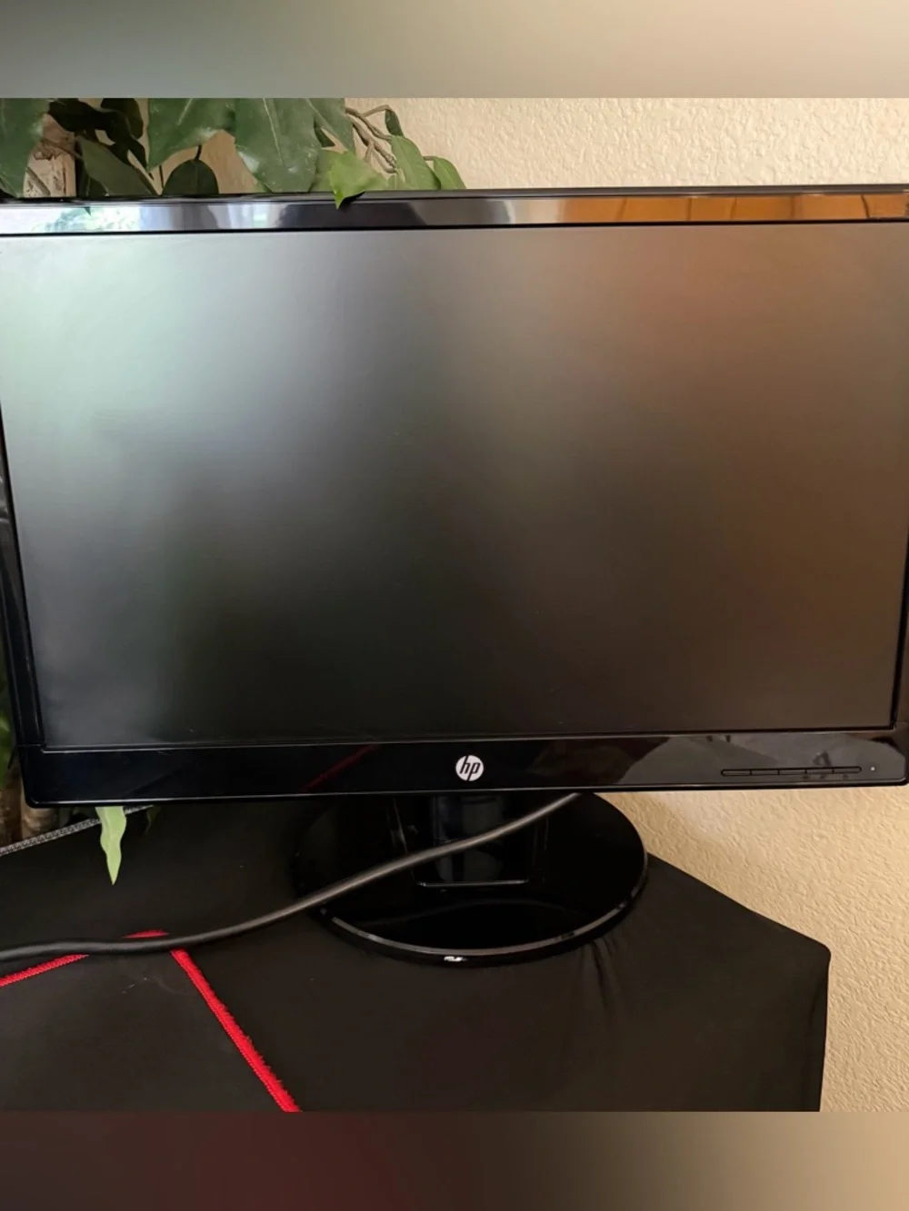 HP Black LED Computer Monitor with Glossy Stand